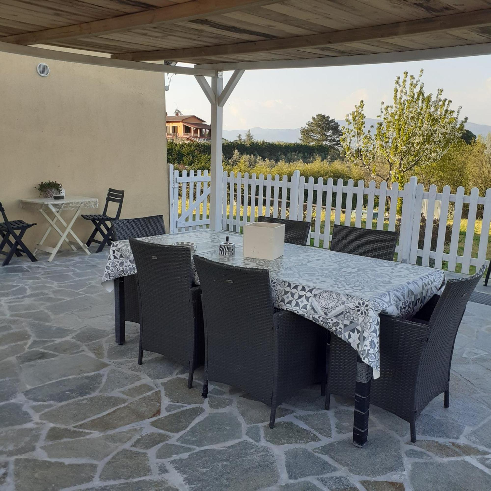 Casavacanze Baggioro Colle di Compito Kültér fotó